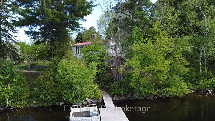 Property Photo: 72B Bridge Street ON K0H 1L0