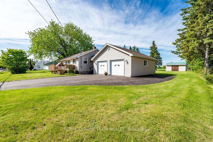 111 Campbell Drive — photo 1