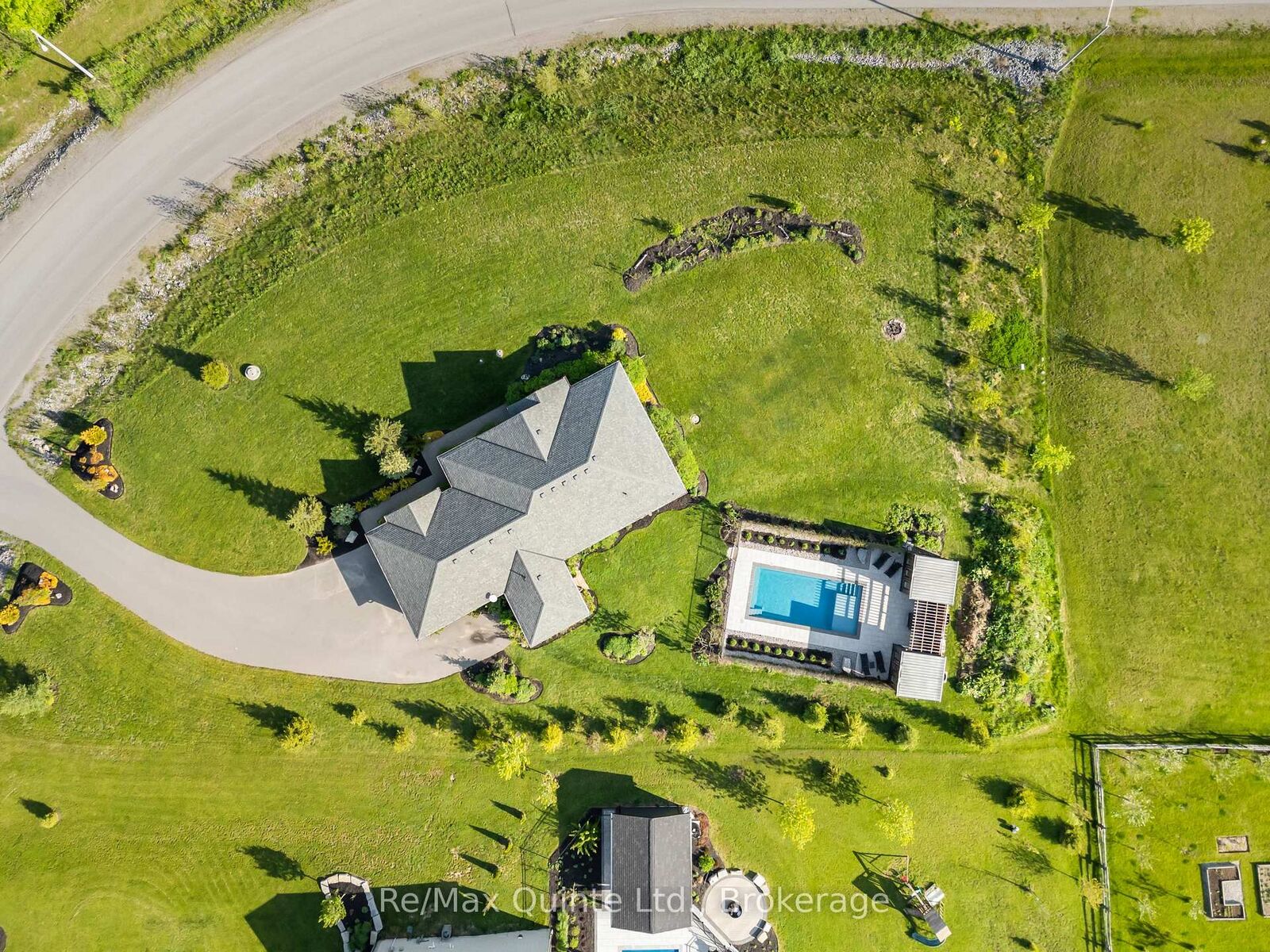 Property Photo: 68 Hiddenvalley Drive ON K0K 2V0