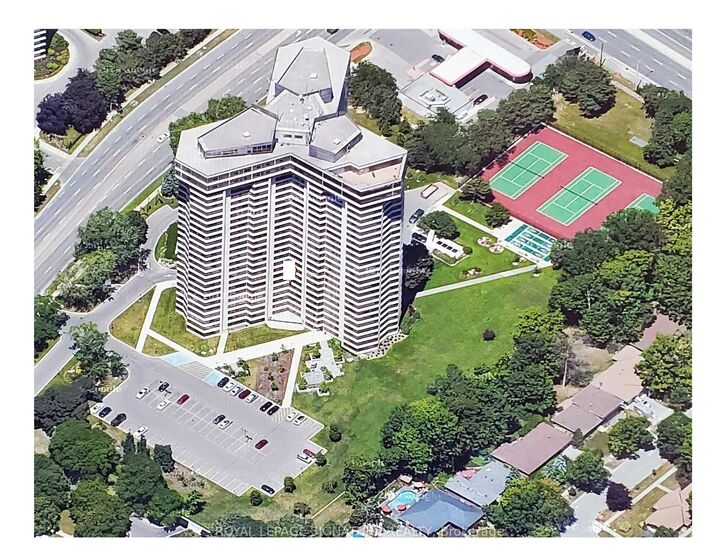 1300 Bloor Street 803 — photo 1