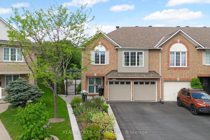 124 Macassa Circle — photo 1