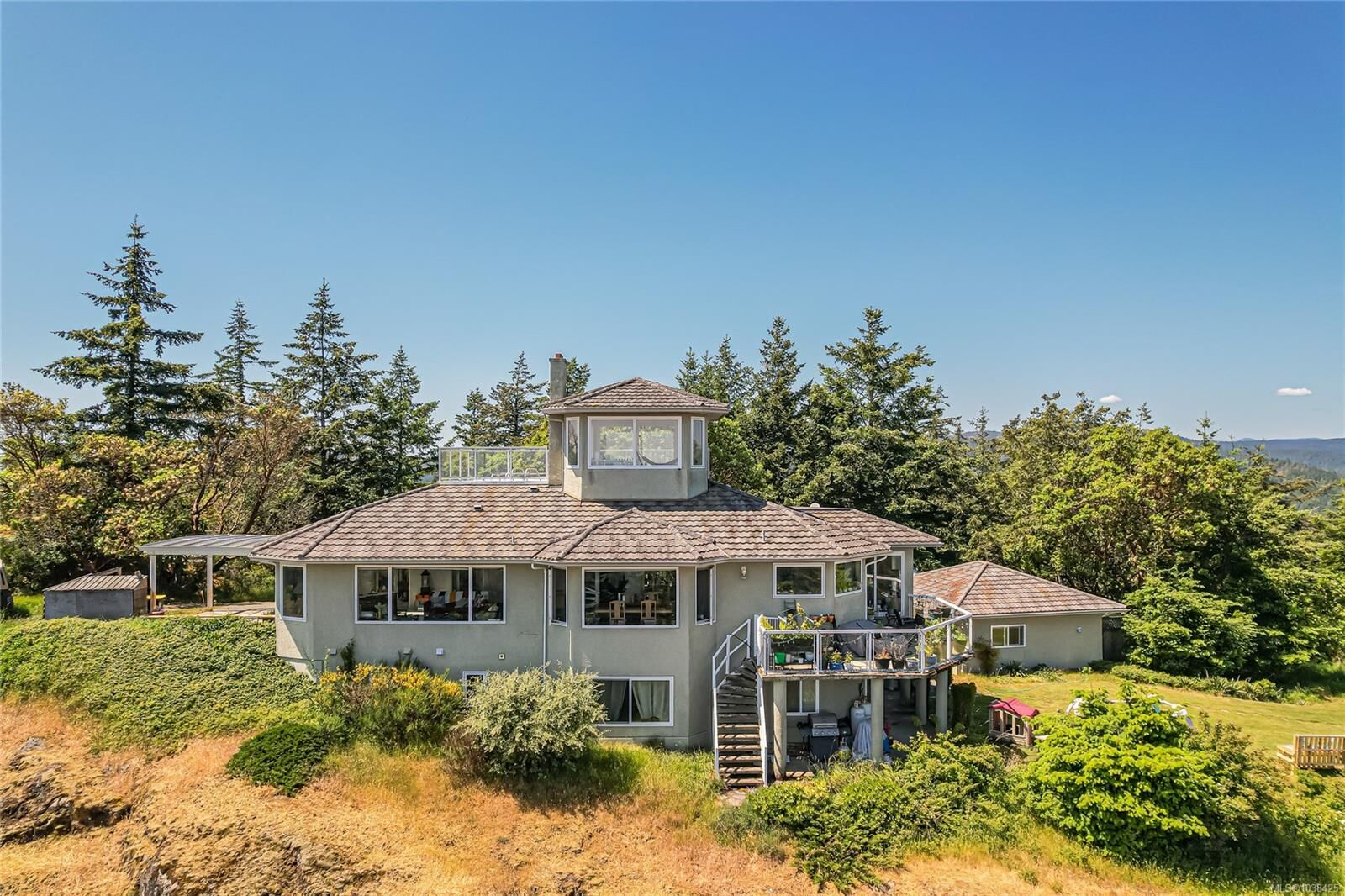 Property Photo: 749 Walfred Rd BC V9C 2X3