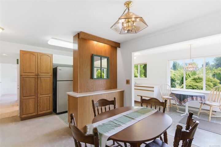 Property Photo:  3538 Harris Cres  BC V9K 1W1 