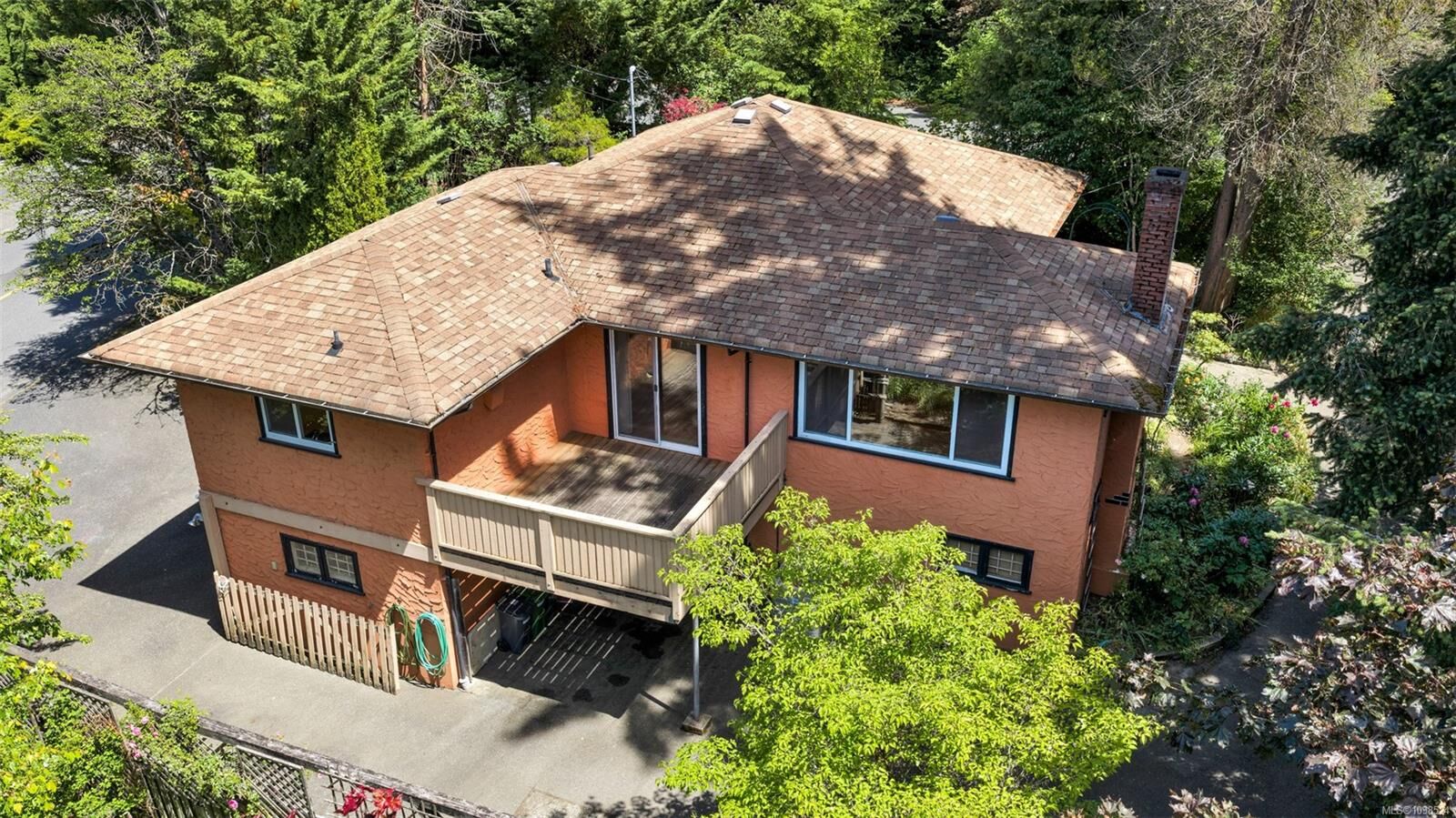 Property Photo:  6182 Grieve Rd  BC V9L 2H1 