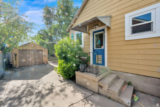 Property Photo:  619 N 900 W  UT 84116 