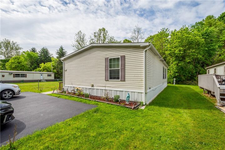 Property Photo: 534 Finks Run Rd PA 15057