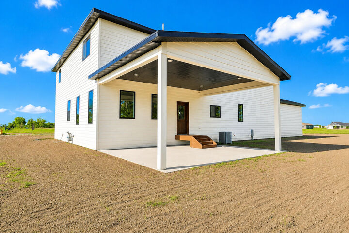 Property Photo:  5006 Kingfisher Avenue  SD 57401 