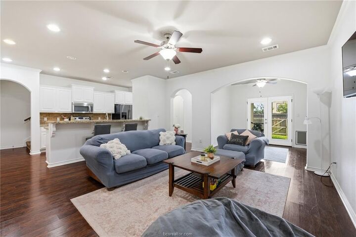 Property Photo: 1451 Buena Vista TX 77845
