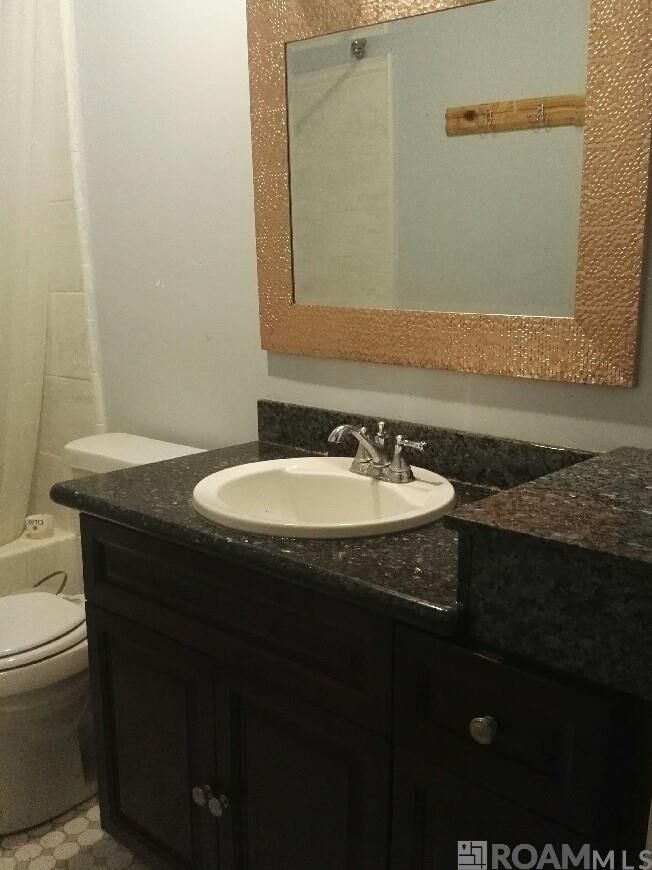 Property Photo:  208 Hazelnut St  LA 70726 