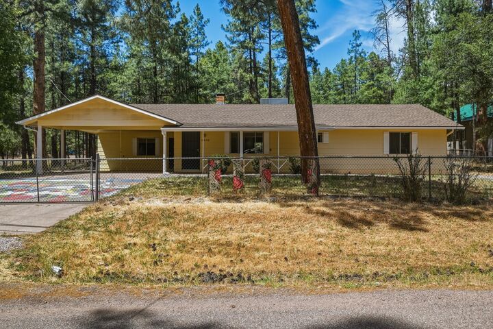 Property Photo:  8438 Lufkin Drive  AZ 85544 