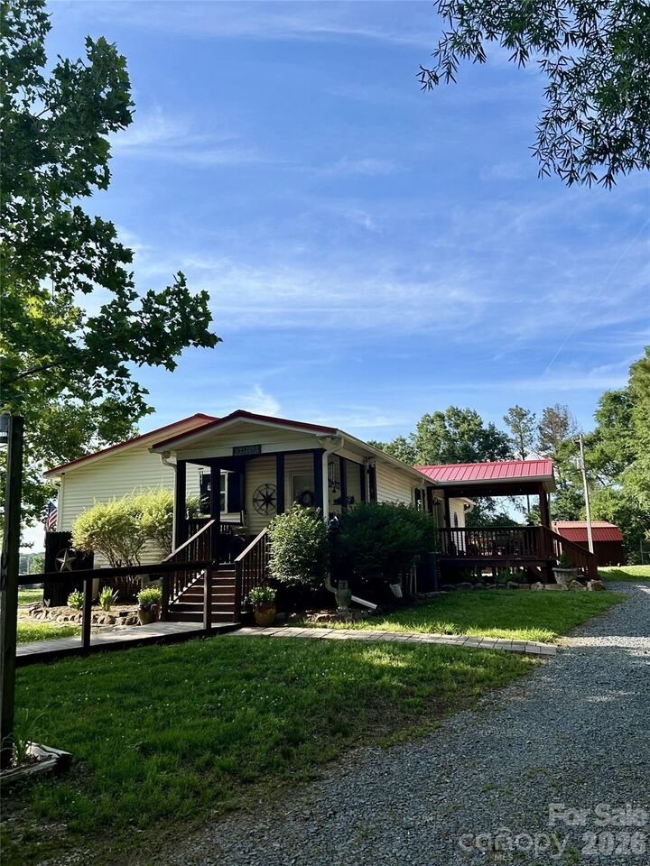 Property Photo:  2949 Mineral Springs Church Road  NC 28135 