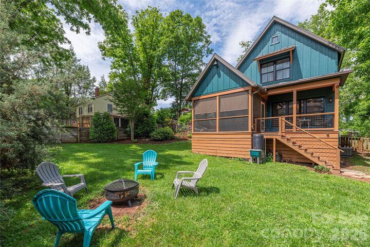 Property Photo: 5 Grove Street NC 28787