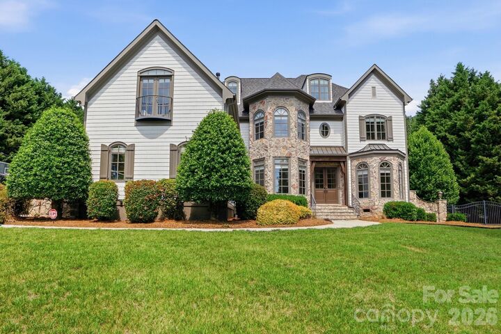 Property Photo:  105 Quincy Court  NC 28117 