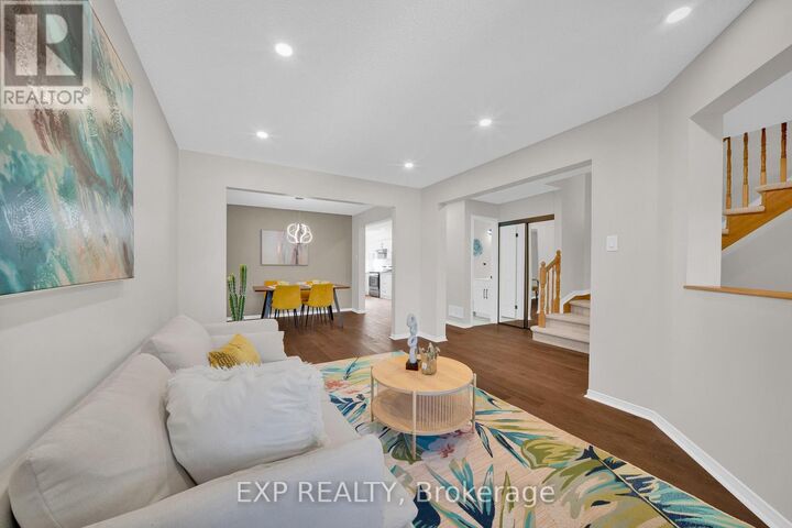 Property Photo:  186 Southport Drive  ON K1T 3P4 