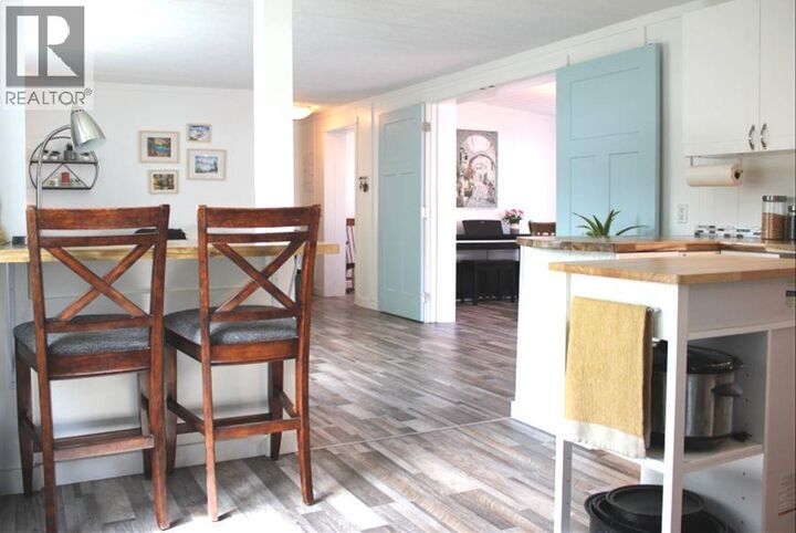 Property Photo: 3350 10 Avenue Northeast BC V1E 1J6