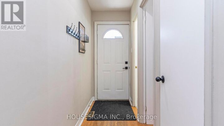 Property Photo:  16 Arbour Glen Crescent  ON N5Y 1Z9 