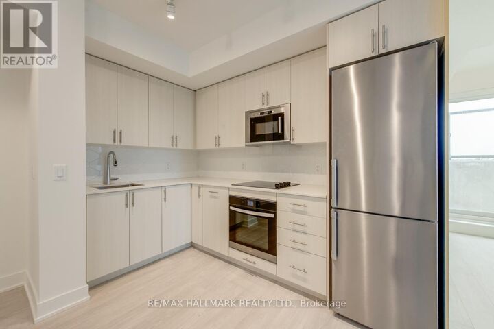 Property Photo: 2545 Simcoe Street North 417 ON L1L 0W3