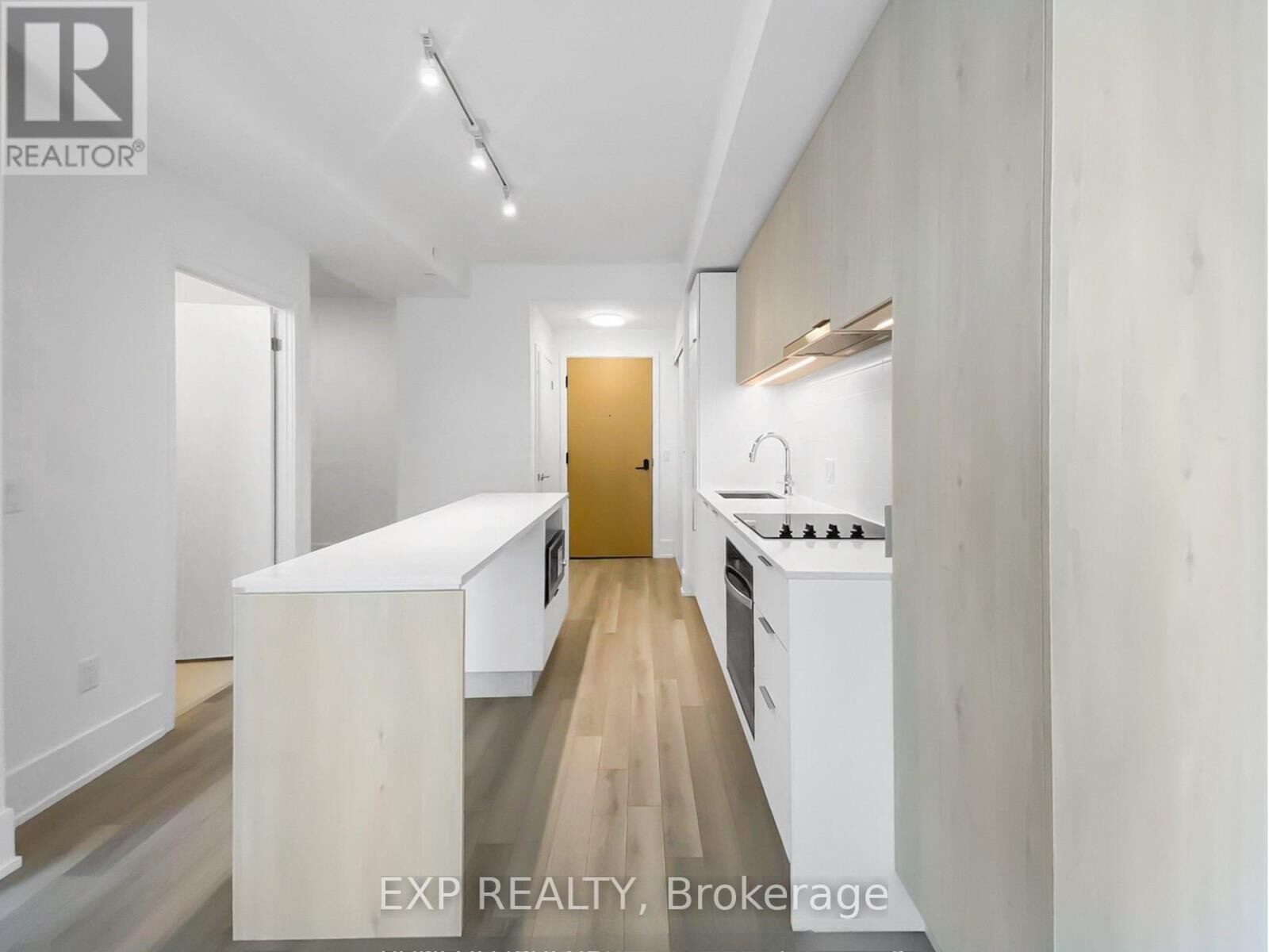 Property Photo:  89 Church Street 4902  ON M5C 0B7 