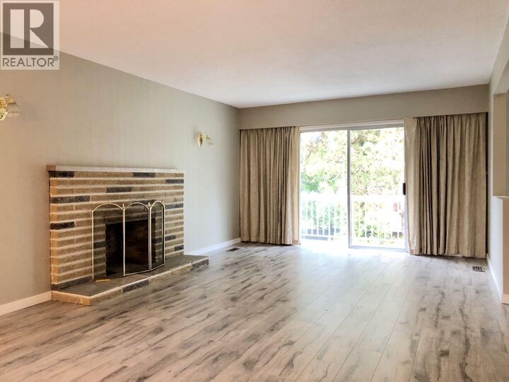Property Photo: 3062 Wellington Street BC V3B 3X2