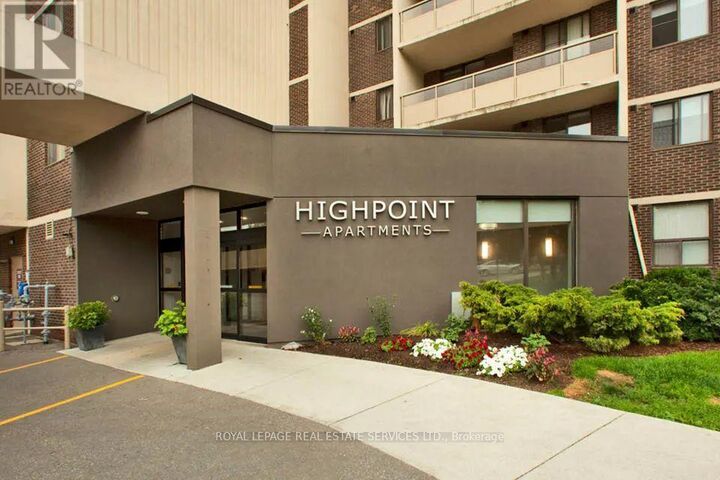 Property Photo:  16 Cedarwoods Crescent 1104  ON N2C 2L4 