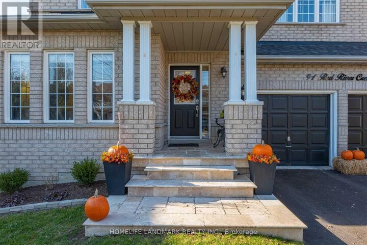 Property Photo: 91 Red River Crescent ON L3X 2R5