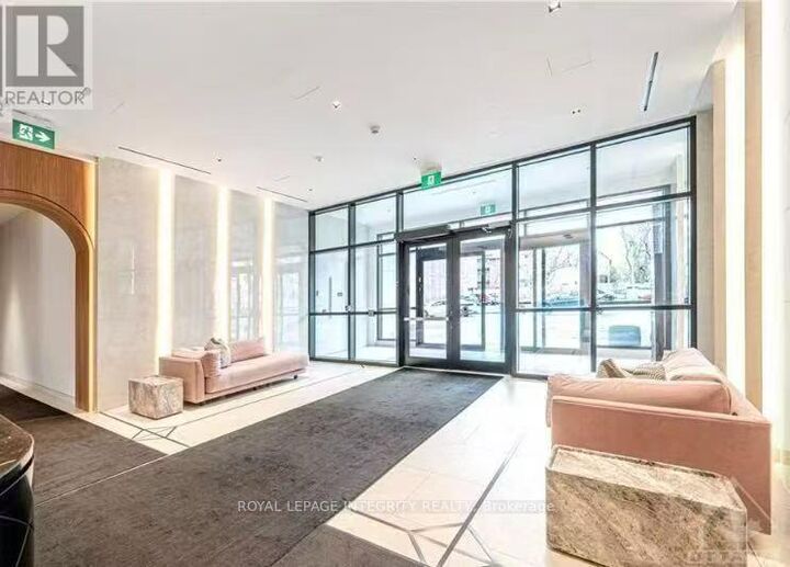 Property Photo:  560 Rideau Street 522  ON K1N 0G3 