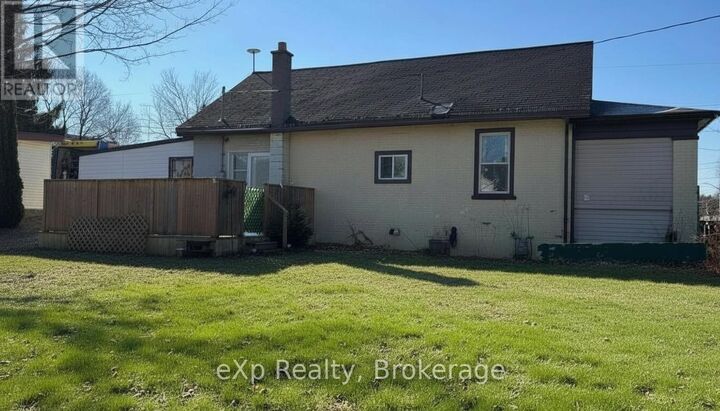 Property Photo:  385 11th Avenue  ON N4N 2R7 
