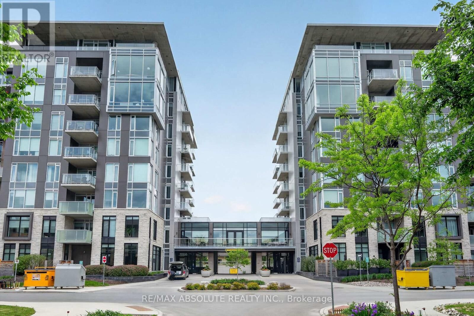Property Photo: 570 De Mazenod Avenue 305 ON K1S 5X2