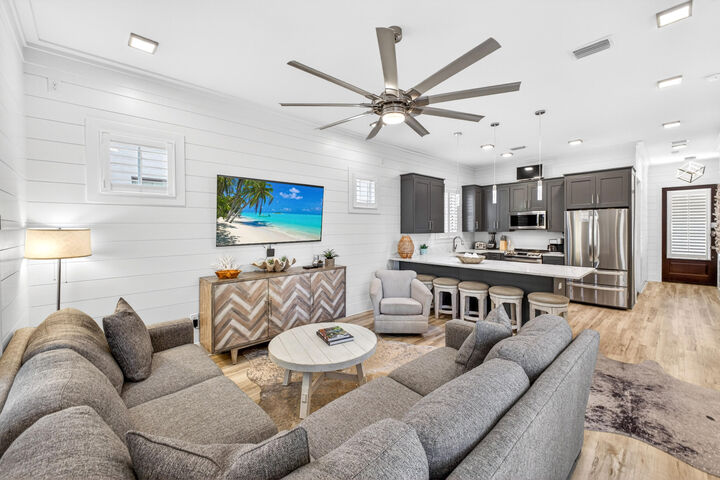 Property Photo: 1966 Baytowne Loop FL 32550