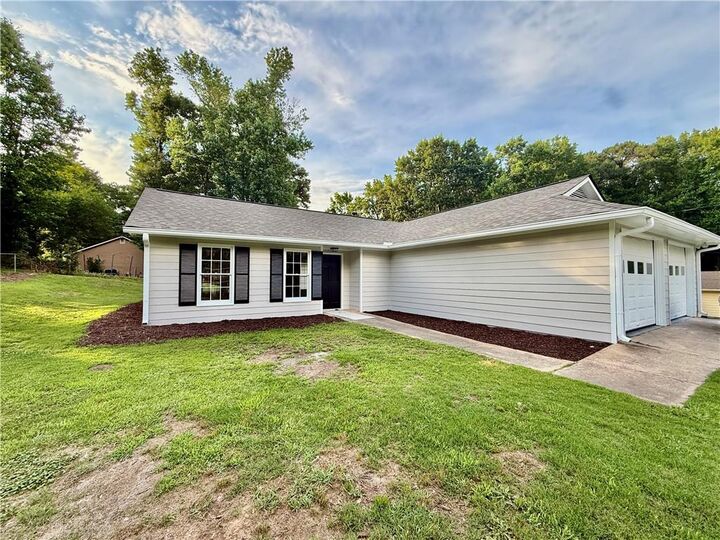 Property Photo:  2060 Darrel Lane  GA 30046 
