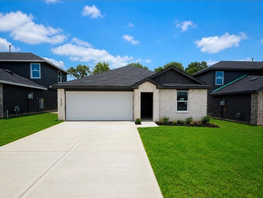 Property Photo:  12264 Lexington Heights Drive  TX 77318 