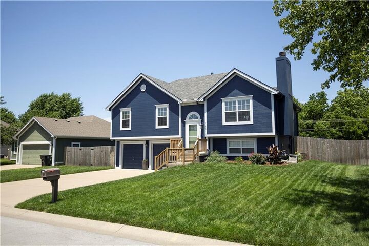 Property Photo:  18912 E 12th Street S  MO 64057 