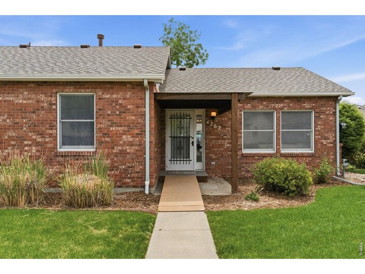 Property Photo:  4262 Pin Oak Dr  CO 80538 