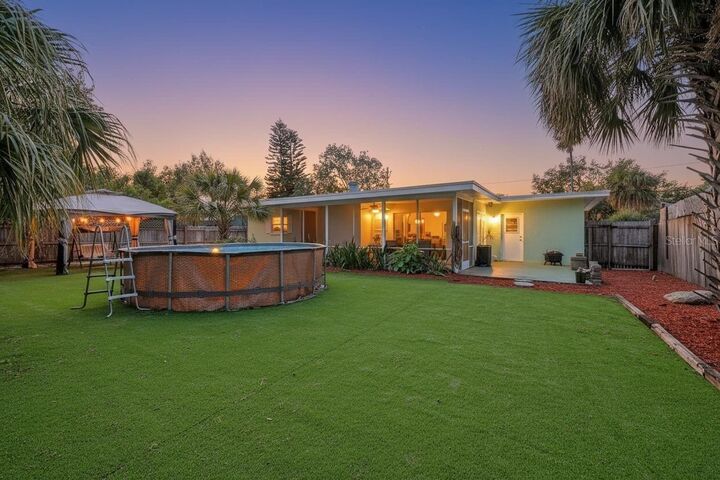 Property Photo: 14079 Victoria Road FL 33774