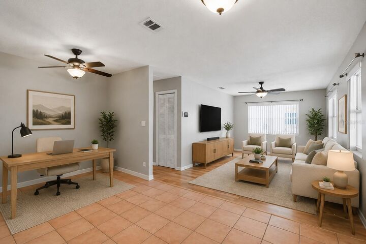Property Photo: 4307 W Wisconsin Court FL 33616