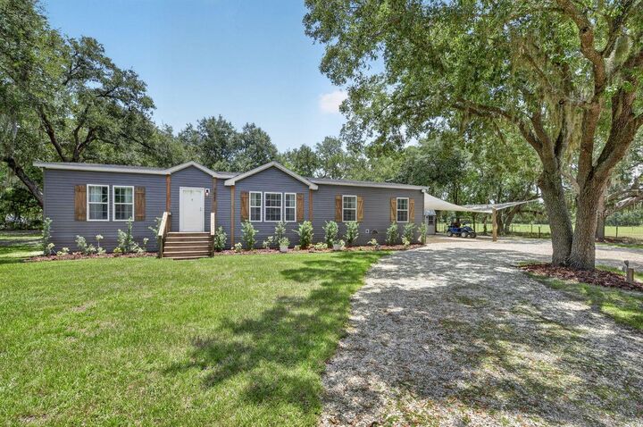Property Photo:  7622 SE Stewart Terrace  FL 34266 