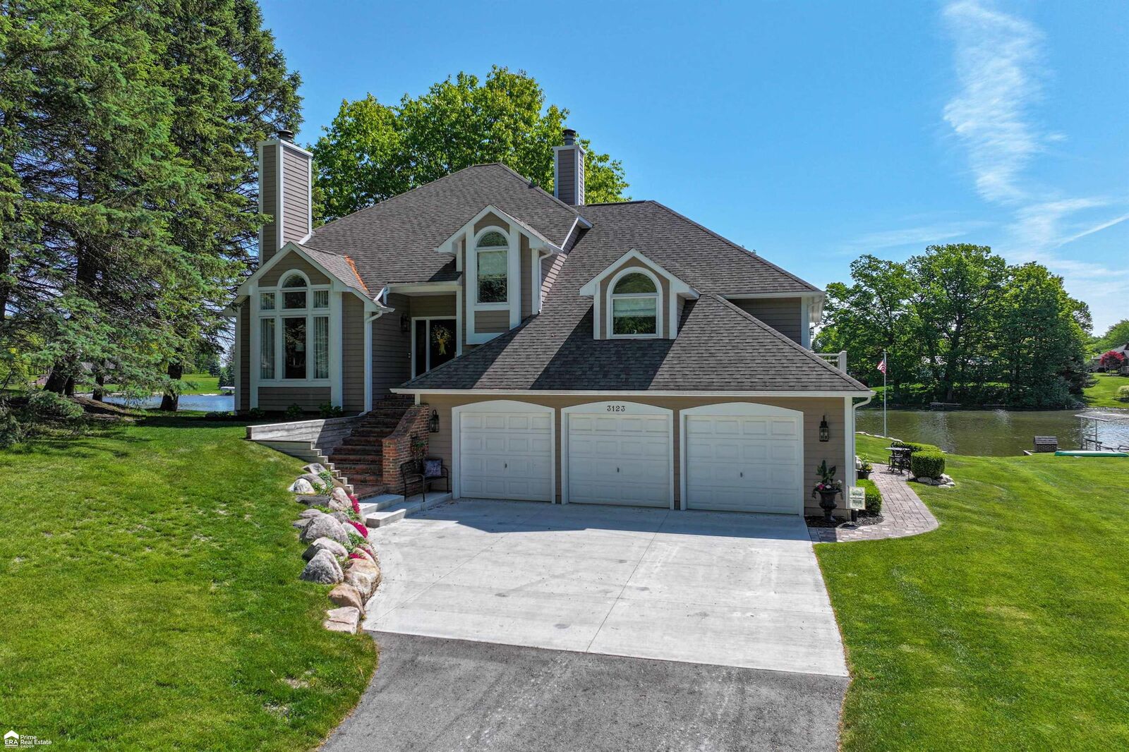 Property Photo:  3123 Lake Hill Drive  MI 48455 