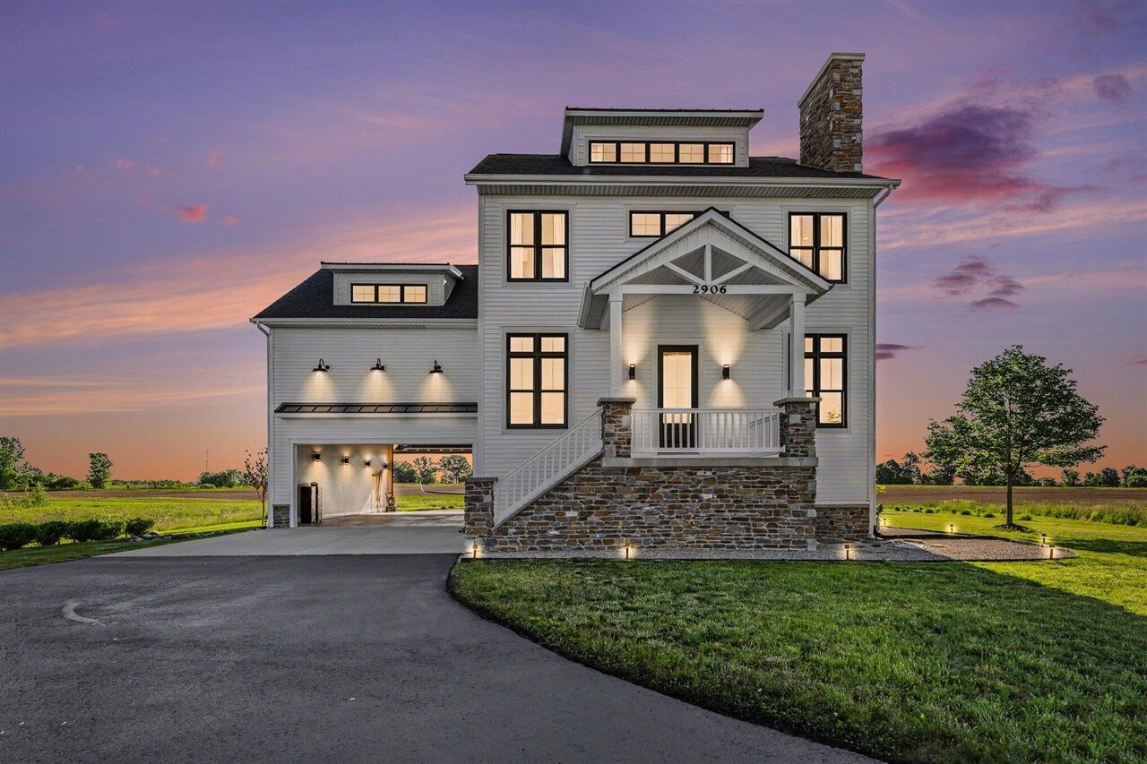 Property Photo: 2906 Air Park Drive 24 MI 49464-9436