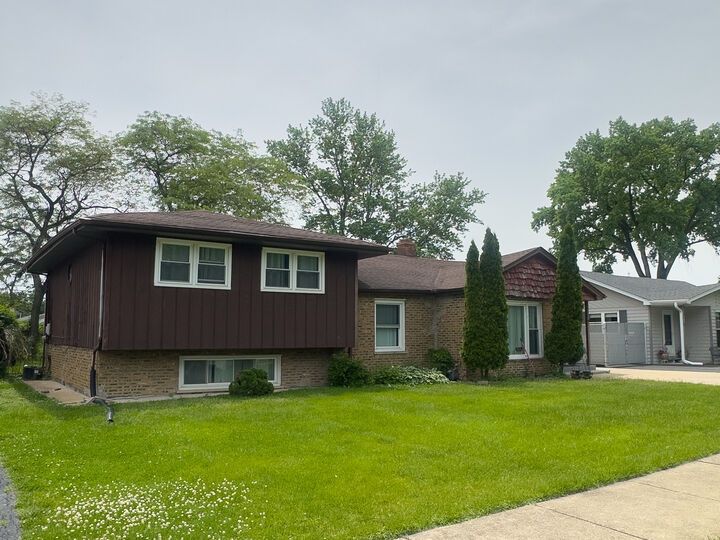 Property Photo: 6709 W 88th Place IL 60453