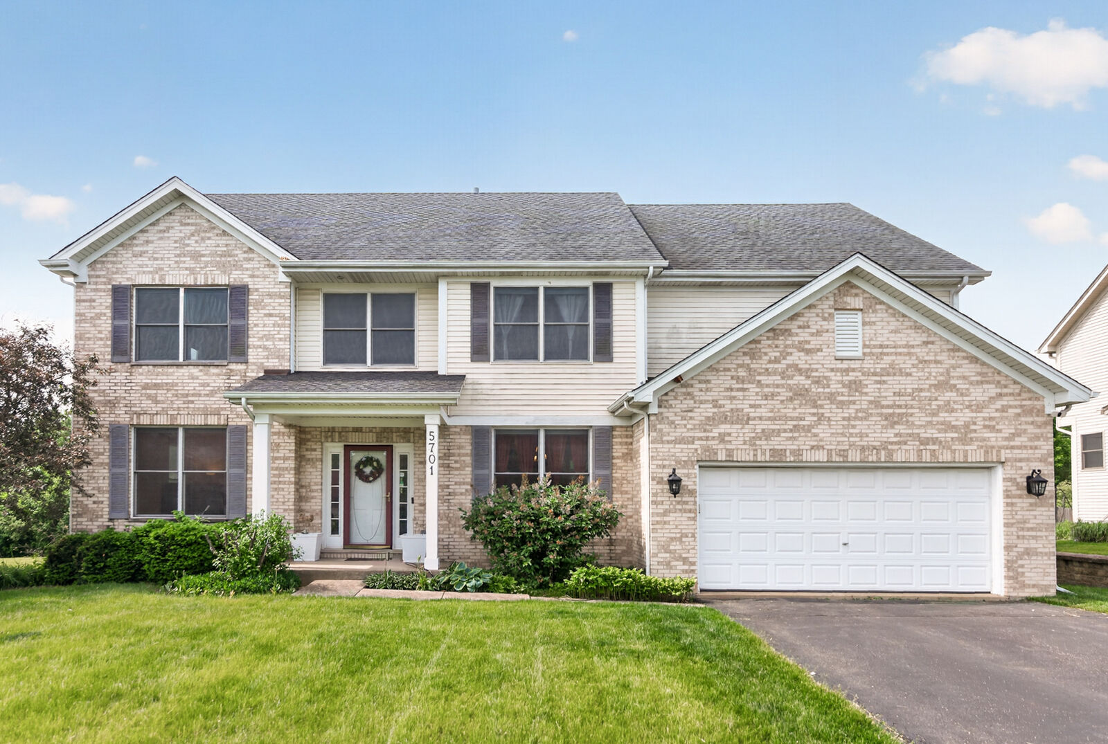 Property Photo:  5701 Caribou Lane  IL 60192 