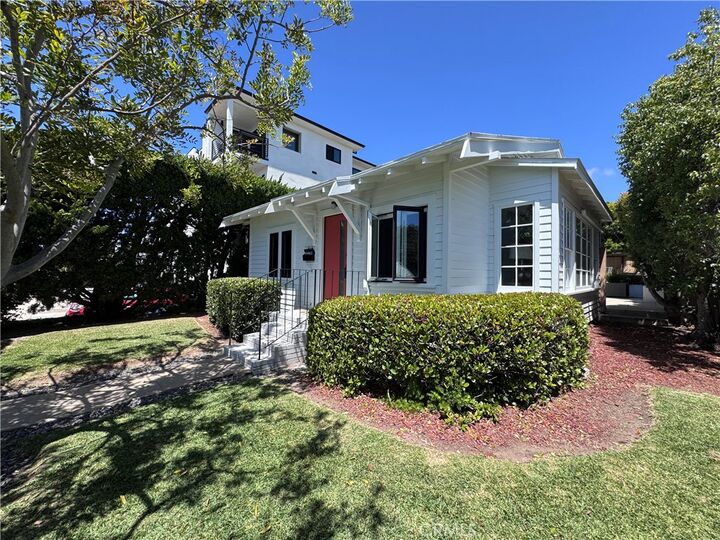 Property Photo:  414 Cypress Drive  CA 92651 