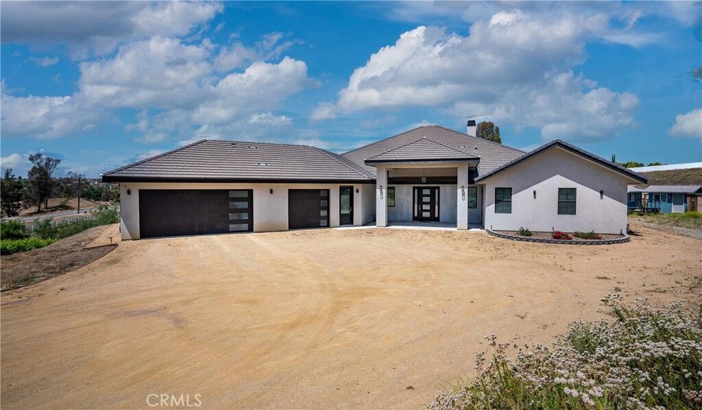 Property Photo:  40088 Walcott Lane  CA 92591 