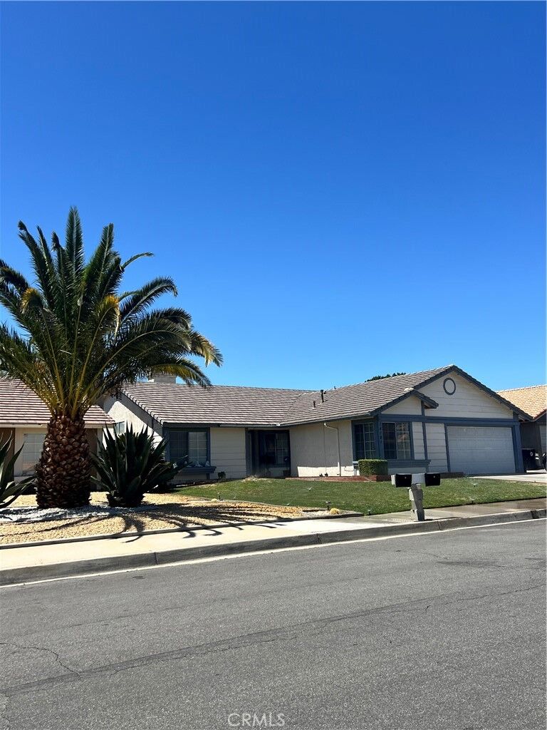 Property Photo:  14181 Hillsborough Dr Drive  CA 92392 