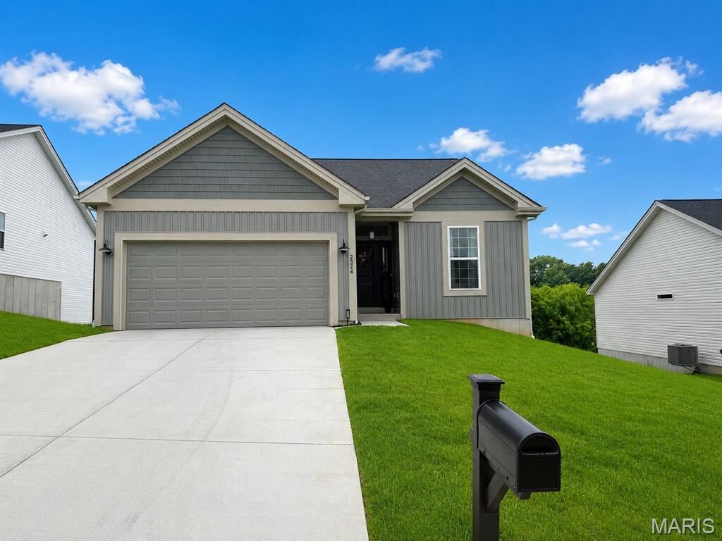 Property Photo:  2324 Matthias Close  MO 63090 