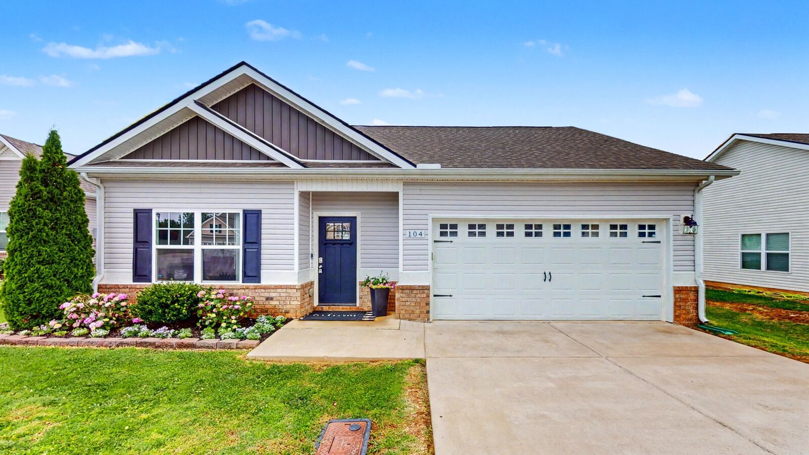 Property Photo:  104 Daughters Ct  TN 37160 