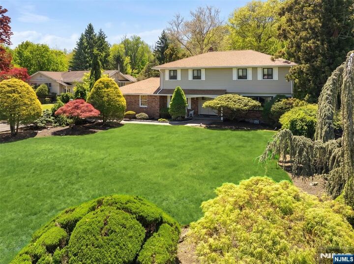 Property Photo:  25 Maria Drive  NJ 07642 