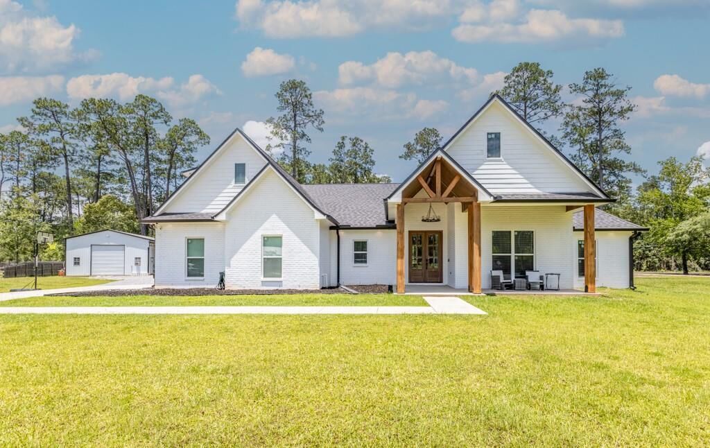 Property Photo: 29138 Jackson Drive LA 70445