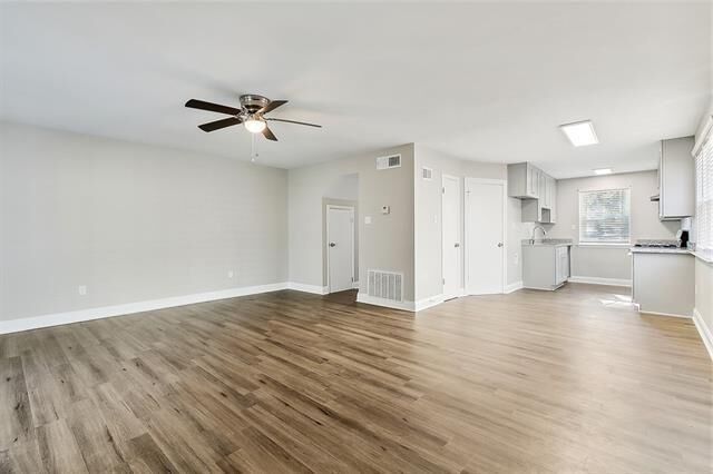 Property Photo: 212 Hunt Street B LA 70037