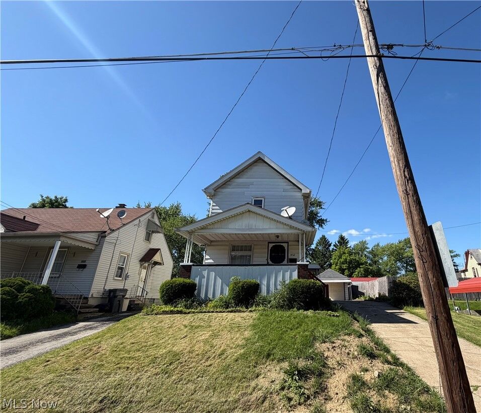 Property Photo:  1452 Humbolt Avenue  OH 44502 