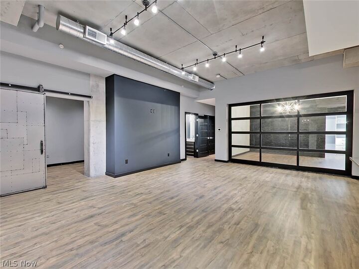 Property Photo:  21 Furnace Street 804  OH 44308 